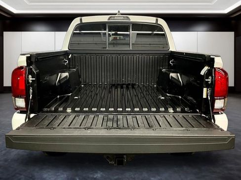Used 2023 Toyota Tacoma SR AWD/4WD image 7