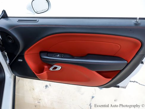 Used 2021 Dodge Challenger GT w/ Plus Package image 26