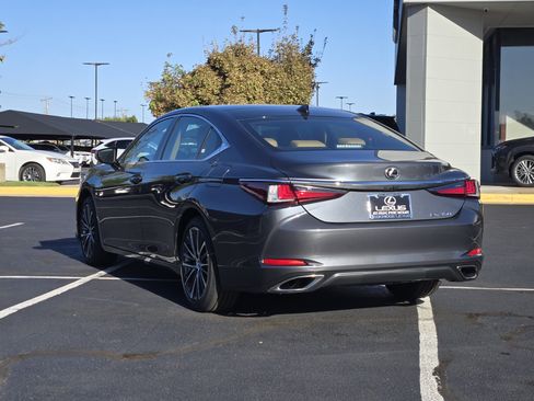 New 2025 Lexus ES 350 w/ Premium Package image 3