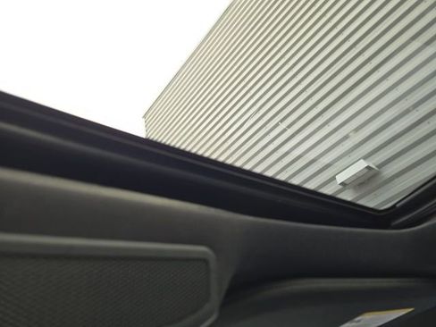 Certified 2019 Ford F150 XLT w/ Equipment Group 302A Luxury image 15