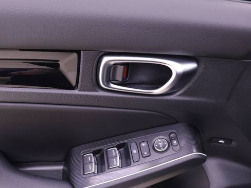 Used 2025 Honda Civic Sport Touring image 16