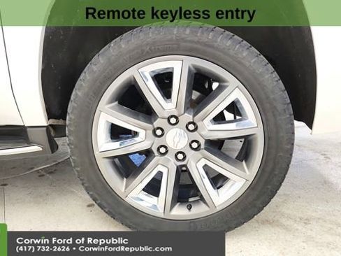 Used 2017 Chevrolet Suburban Premier image 10