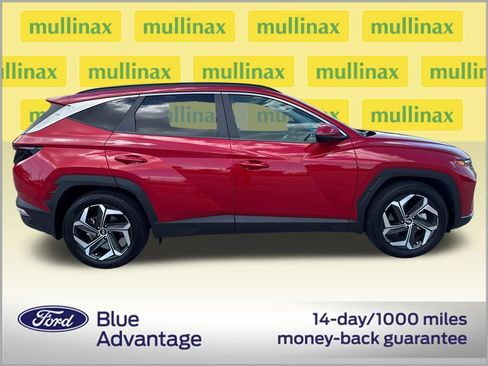 Used 2022 Hyundai Tucson SEL w/ Convenience + Premium Package FWD image 2