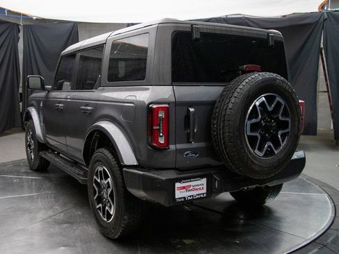 Used 2023 Ford Bronco Outer Banks image 10