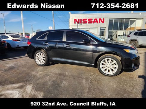 Used 2011 Toyota Venza AWD image 1