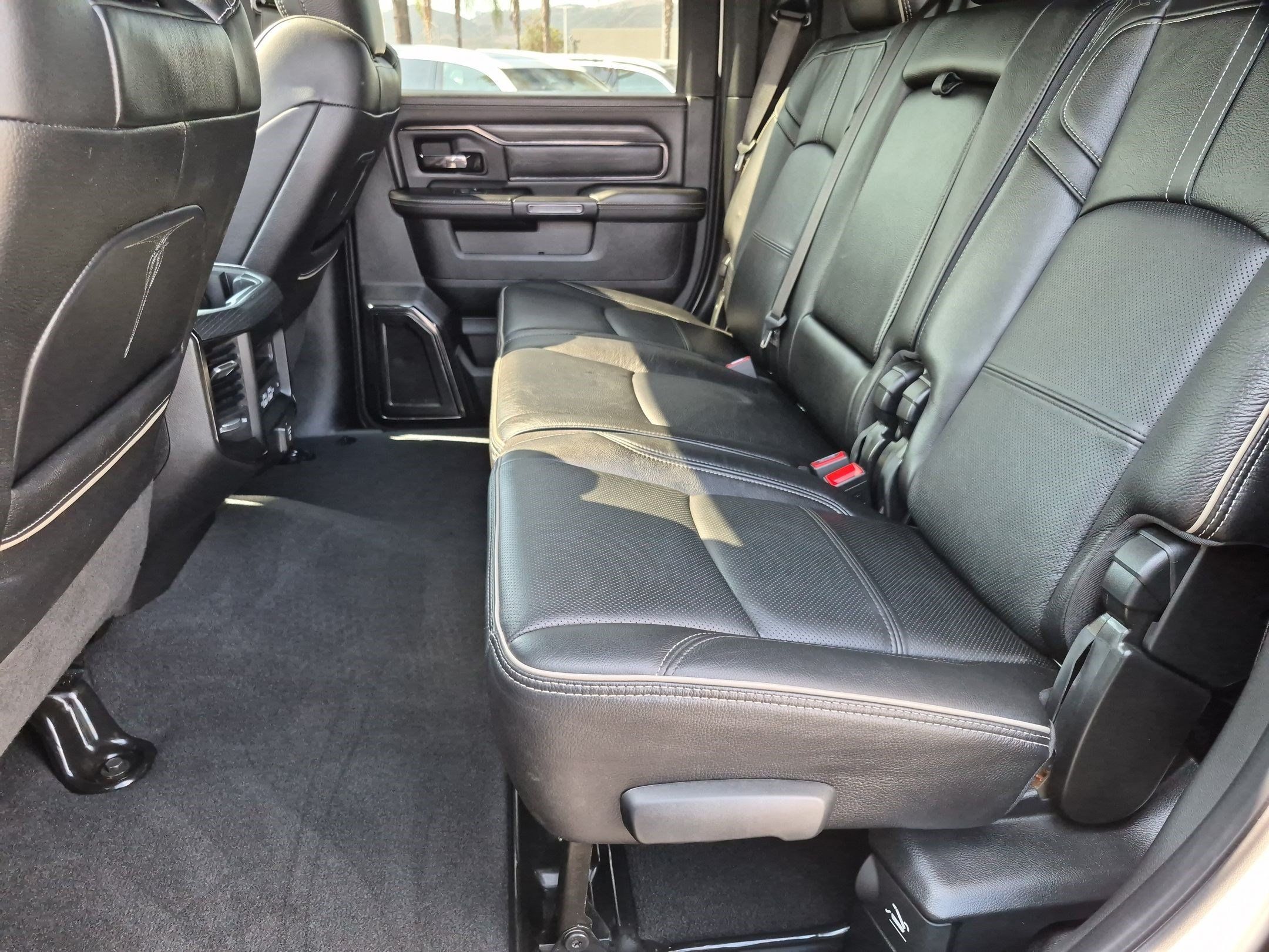 Used 2023 RAM 2500 Limited AWD/4WD image 31