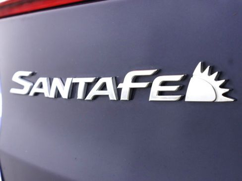 Used 2018 Hyundai Santa Fe SE w/ Cargo Package image 44