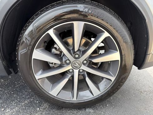 Certified 2026 Acura MDX w/ Technology Package FWD image 11