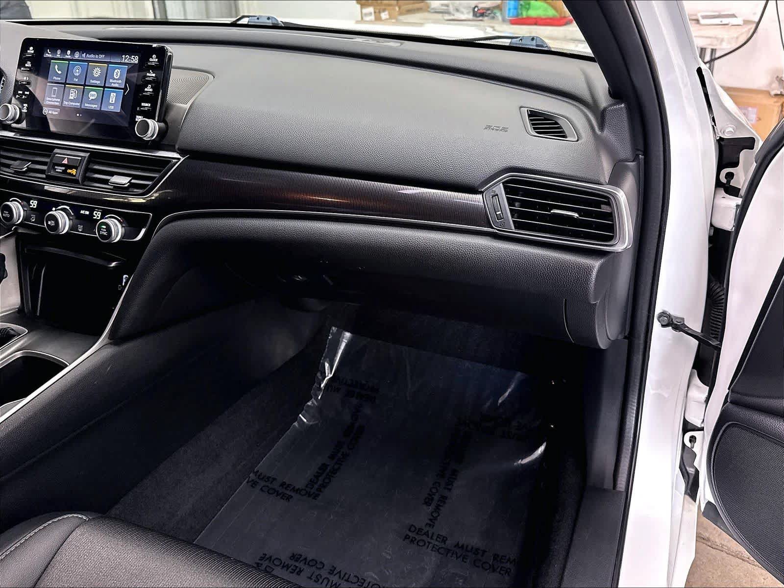Used 2020 Honda Accord Sport image 28