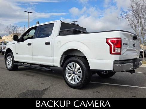 Used 2017 Ford F150 XLT image 4