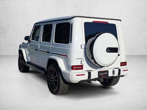 Used 2022 Mercedes-Benz G 550 image 8
