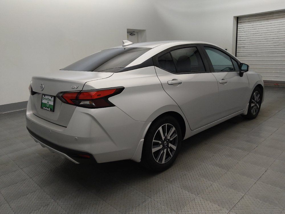 Used 2020 Nissan Versa SV FWD image 9