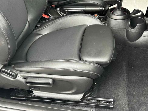 Used 2020 MINI Cooper S image 14