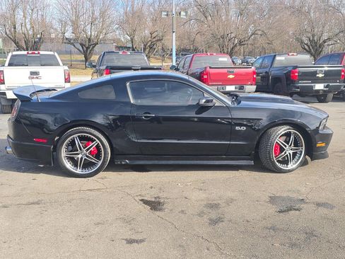 Used 2012 Ford Mustang GT image 5