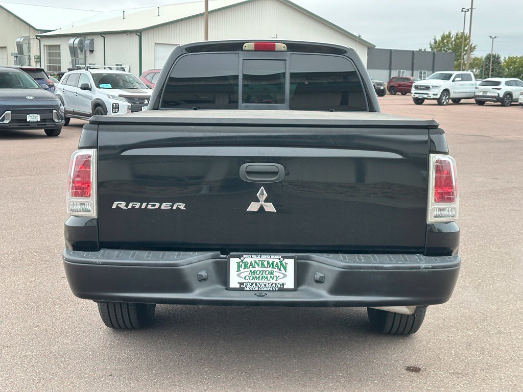 Used 2006 Mitsubishi Raider LS AWD/4WD image 34