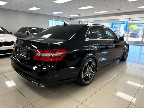 Used 2013 Mercedes-Benz E 63 AMG E63 AMG Sedan w/ AMG Performance Pkg image 2