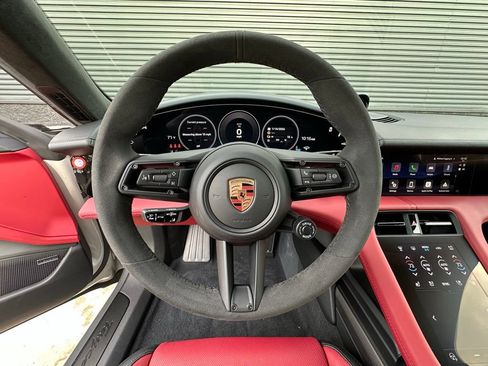 Used 2026 Porsche Taycan GTS image 17