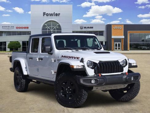 Used 2023 Jeep Gladiator Mojave w/ Cold Weather Group AWD/4WD image 1