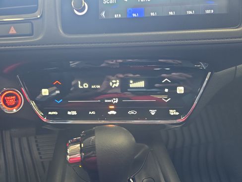 Used 2020 Honda HR-V EX image 21