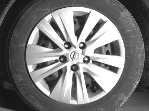 Used 2025 Nissan Sentra S FWD image 12