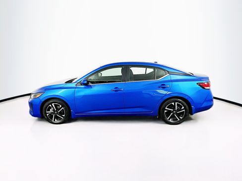 Used 2024 Nissan Sentra SV FWD image 4