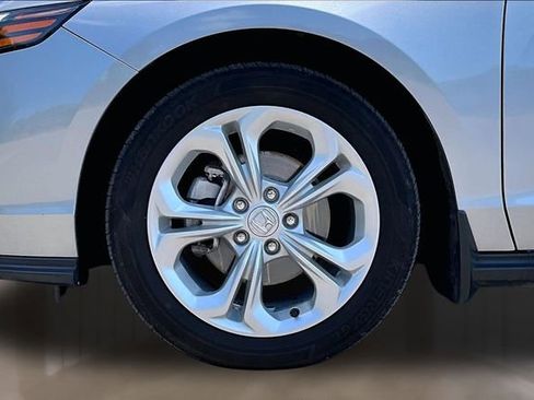 Used 2023 Honda Accord LX image 27