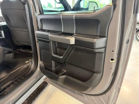 Used 2018 Ford F150 XLT w/ Equipment Group 302A Luxury AWD/4WD image 25
