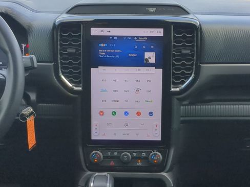 Certified 2024 Ford Ranger XLT w/ Equipment Group 301A High image 16