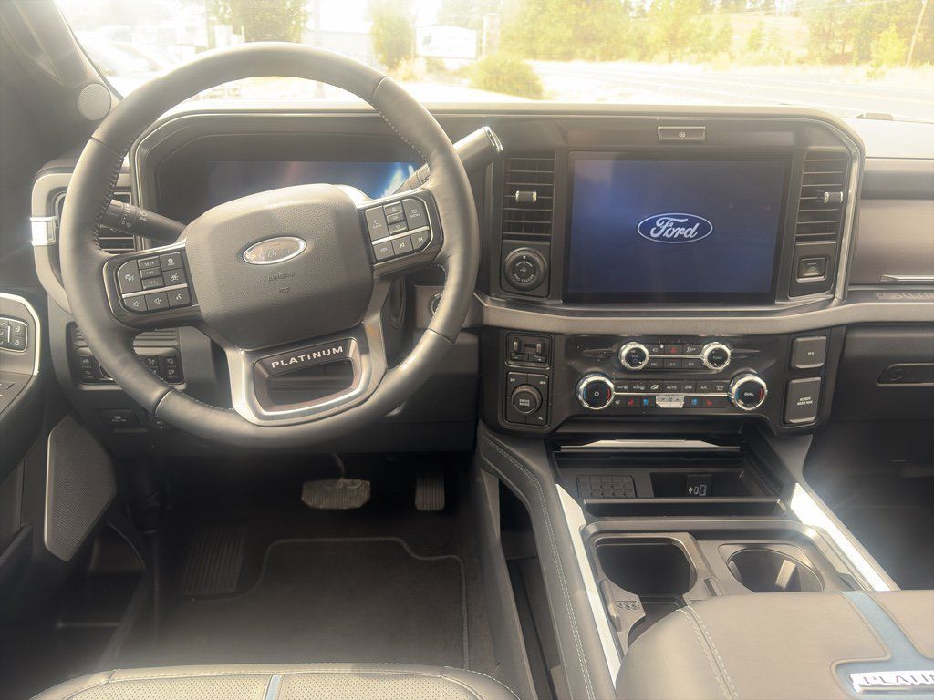 Used 2026 Ford F450 Platinum AWD/4WD image 18