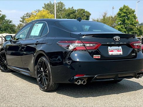 Used 2023 Toyota Camry XSE image 11