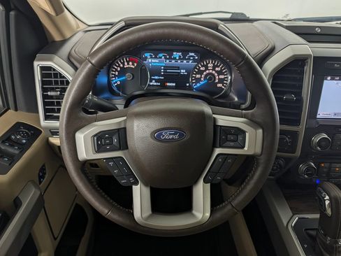 Used 2018 Ford F150 Lariat w/ Equipment Group 502A Luxury AWD/4WD image 19