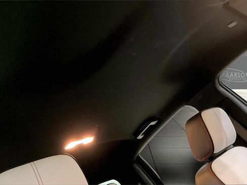 Certified 2024 GMC Canyon AT4X image 18