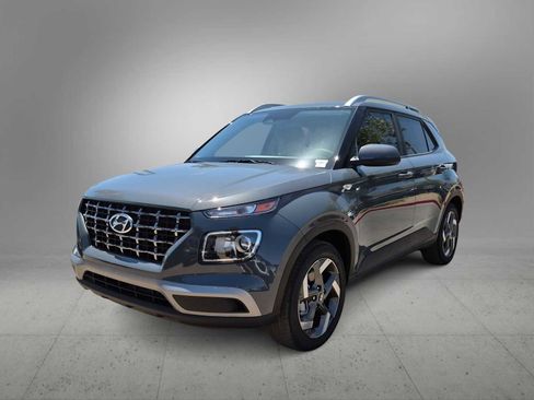 New 2026 Hyundai Venue SEL FWD image 4