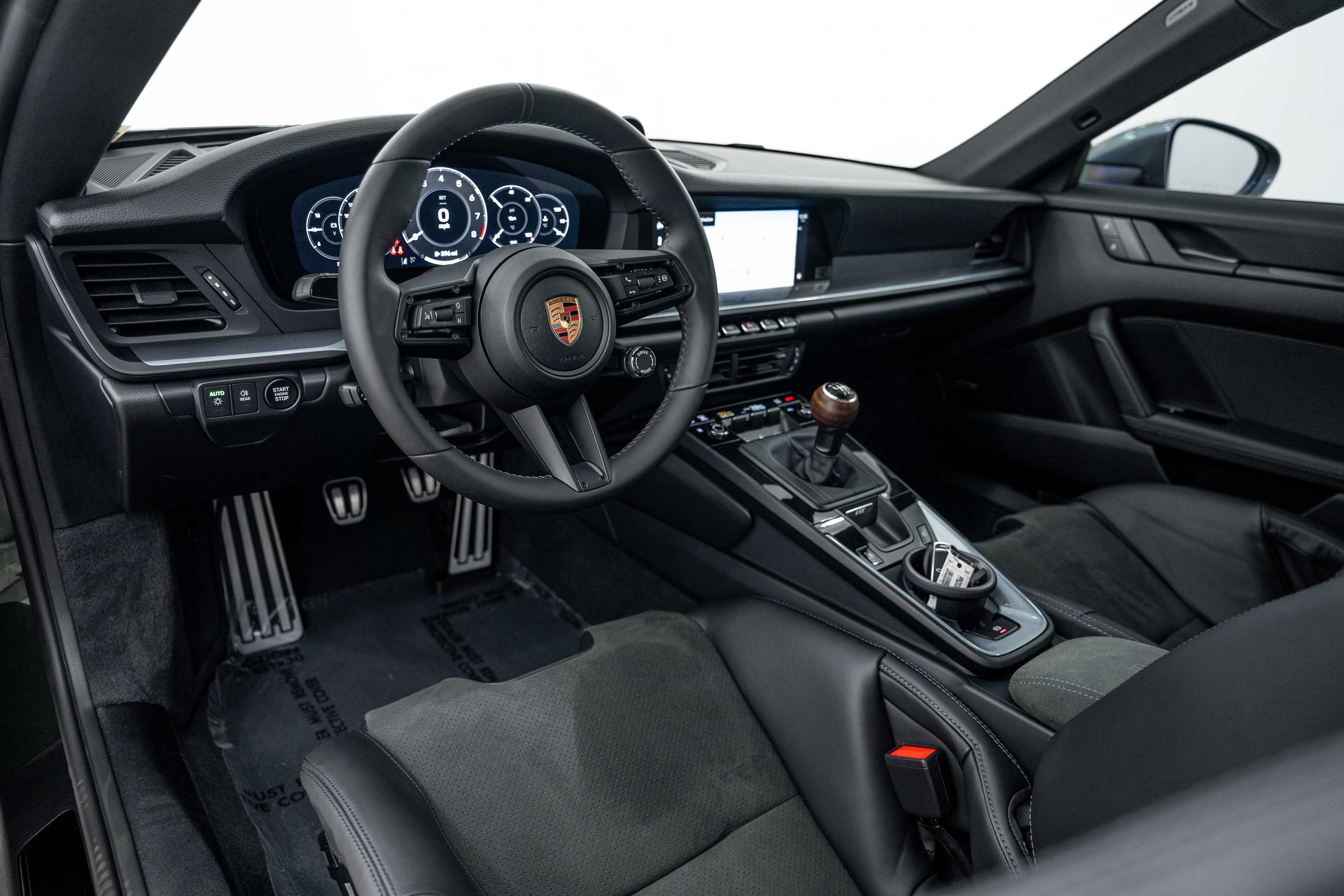 Certified 2026 Porsche 911 Carrera T RWD image 4