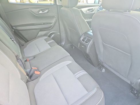 Used 2024 Chevrolet Blazer LT w/ Convenience Package FWD image 11