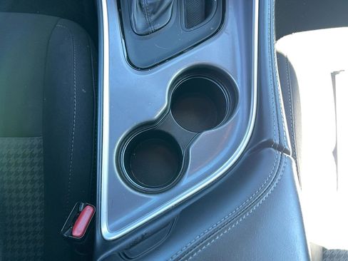 Used 2022 Dodge Challenger GT image 19