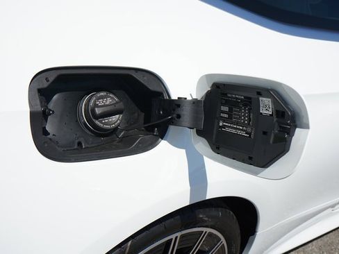 Certified 2026 Mercedes-Benz CLE 300 4MATIC Coupe image 15