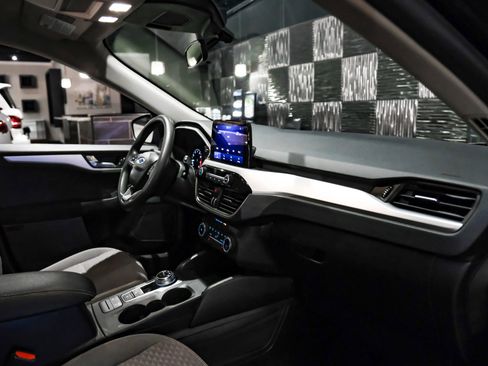 Used 2020 Ford Escape SE AWD/4WD image 14