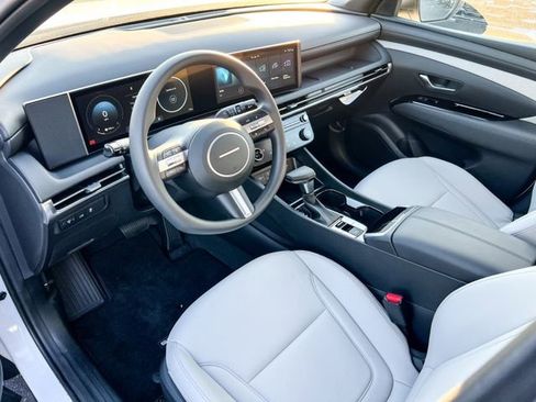 New 2025 Hyundai Santa Cruz SEL image 16