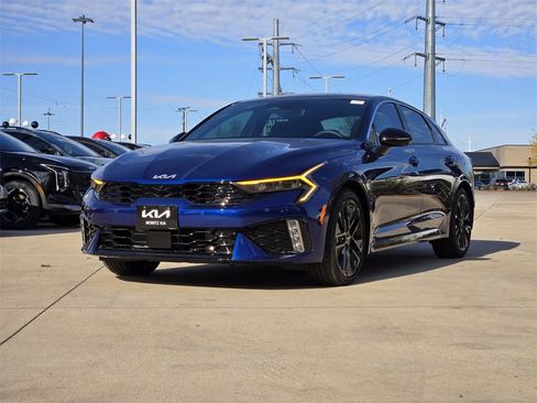 New 2026 Kia K5 GT image 2