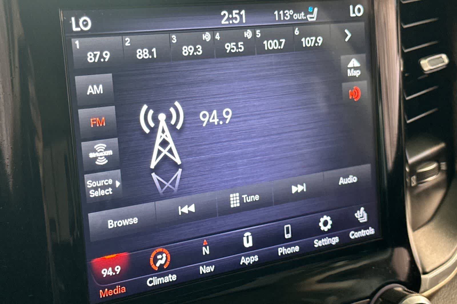Used 2020 RAM 1500 Laramie AWD/4WD image 21