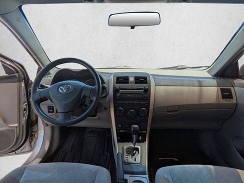 Used 2009 Toyota Corolla LE FWD image 13