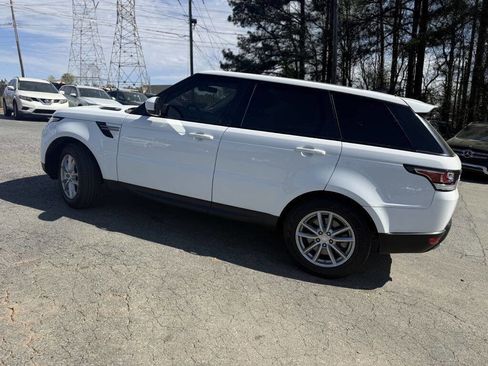 Used 2017 Land Rover Range Rover Sport SE image 7