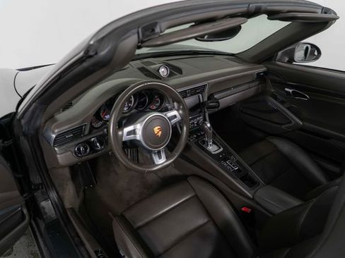 Used 2015 Porsche 911 Turbo S w/ High-end Infotainment Package AWD/4WD image 17