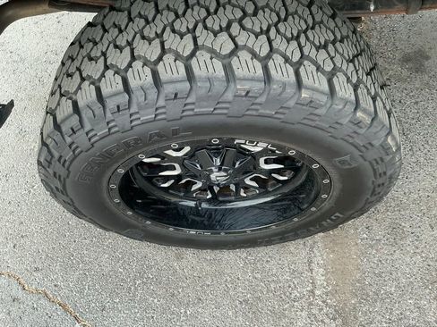 Used 2016 Ford F150 XLT w/ XTR Package image 18