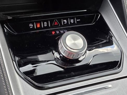 New 2025 Jeep Wagoneer Series II w/ Premium Group I image 15