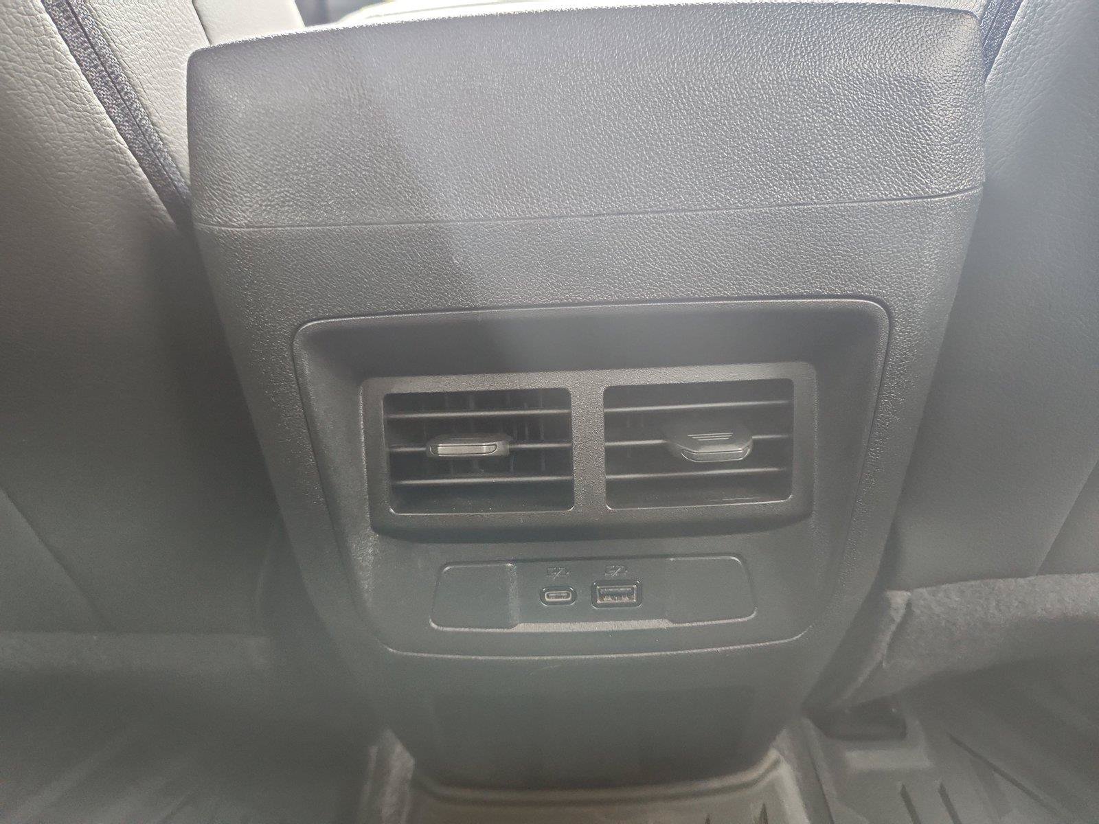 Used 2024 Chevrolet Colorado ZR2 w/ Technology Package AWD/4WD image 22