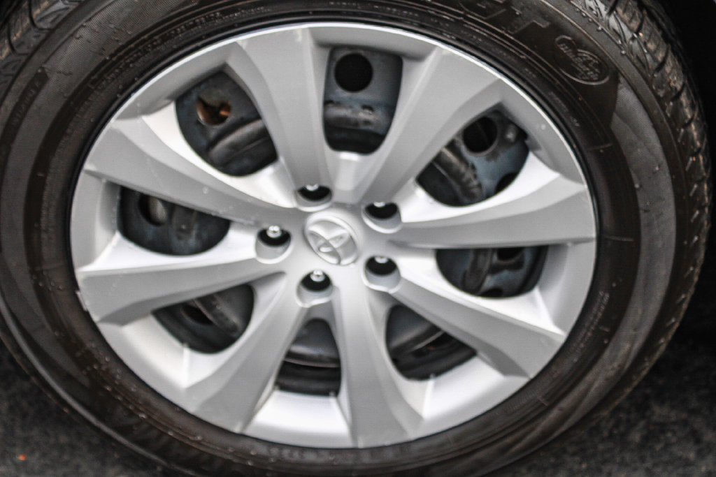 Used 2026 Toyota Corolla LE FWD image 10