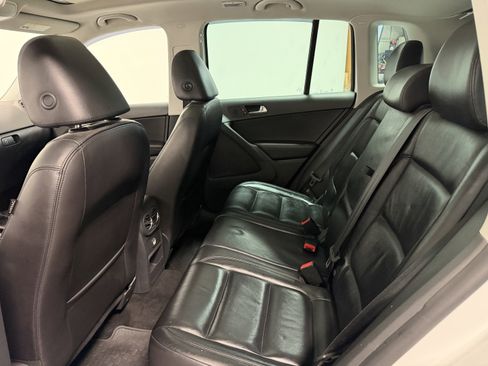 Used 2017 Volkswagen Tiguan Sport image 22