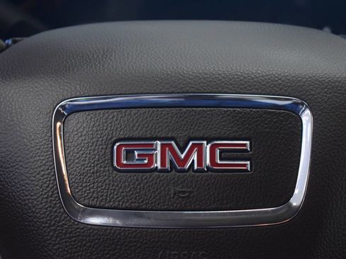 Used 2015 GMC Canyon SLT w/ Driver Alert Package image 69